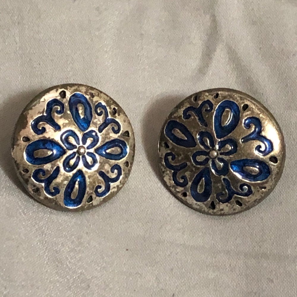 “CHICOS” Silver & blue round big stud earrings